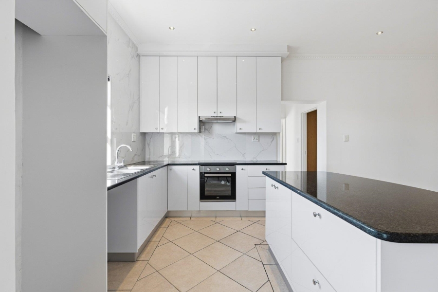 To Let 2 Bedroom Property for Rent in Big Bay Western Cape